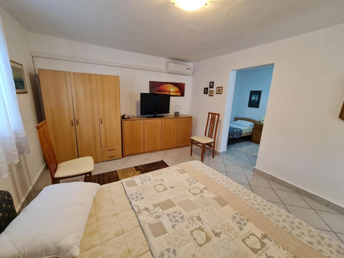 Apartma Pina Διαμέρισμα Izola Εξωτερικό φωτογραφία