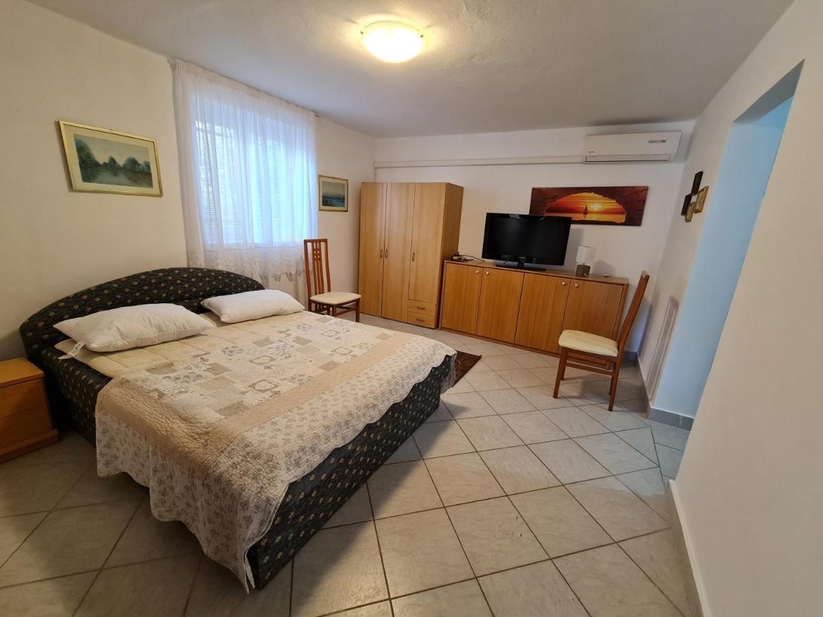 Apartma Pina Διαμέρισμα Izola Εξωτερικό φωτογραφία
